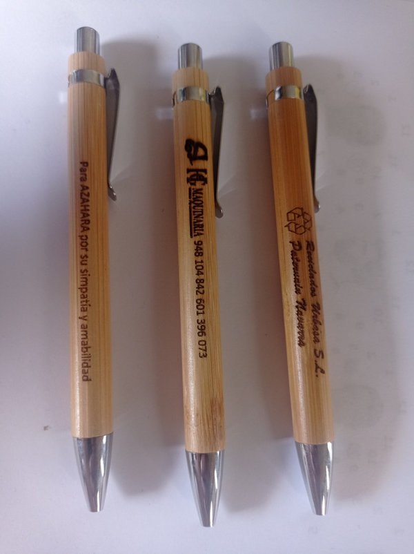 25 Bolígrafos de bambu Grabado